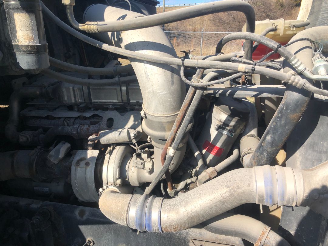 2009 STERLING L9500 - Image 29